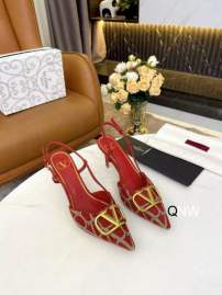 Picture of Valentino Shoes _SKUValentinosz35-404CNW30120205